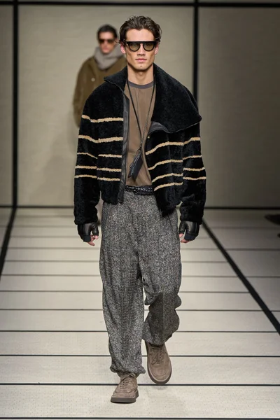 Look 92